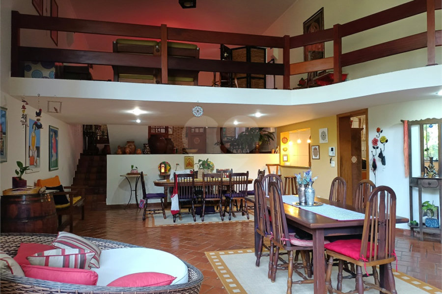 Casa à venda com 2 suítes em Horto Florestal, São Paulo, SP