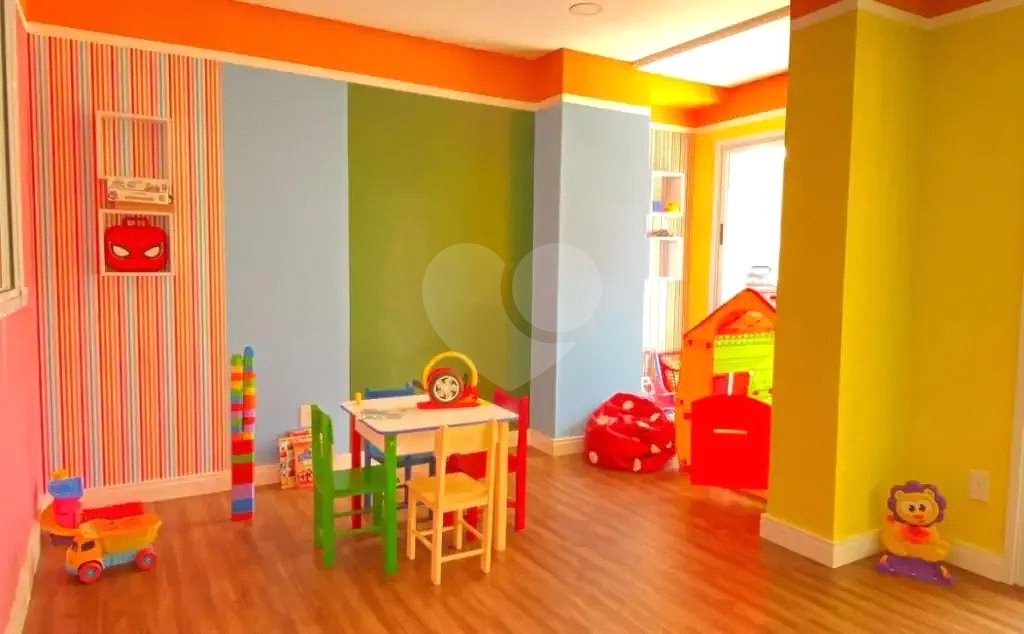 Apartamento à venda com 2 quartos, sendo 1 suíte,  em Aparecidinha, Sorocaba, SP