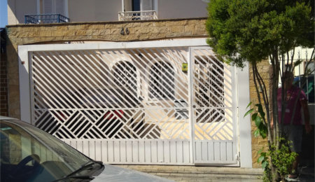 Sobrado à venda com 3 quartos, sendo 1 suíte,  em Vila Ester (zona Norte), São Paulo, SP