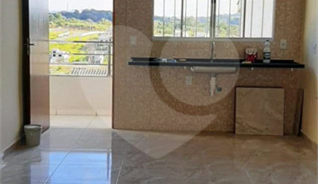 Casa à venda com 3 quartos, sendo 1 suíte,  em Nova Cerejeira, Atibaia, SP
