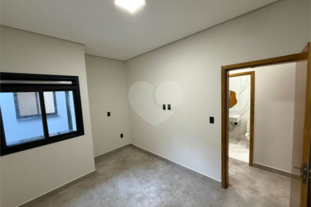 Casa à venda com 2 quartos, sendo 1 suíte, em Jardim Santa Marta III, Salto, SP