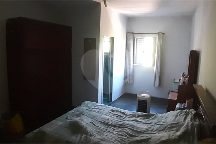 Sobrado à venda com 4 quartos, sendo 2 suítes, em Tremembé, São Paulo, SP