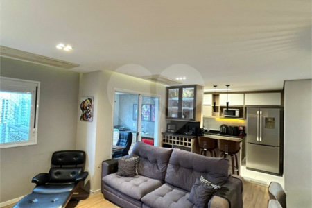 Apartamento à venda com 2 quartos, sendo 1 suíte, em Parque Reboucas, São Paulo, SP