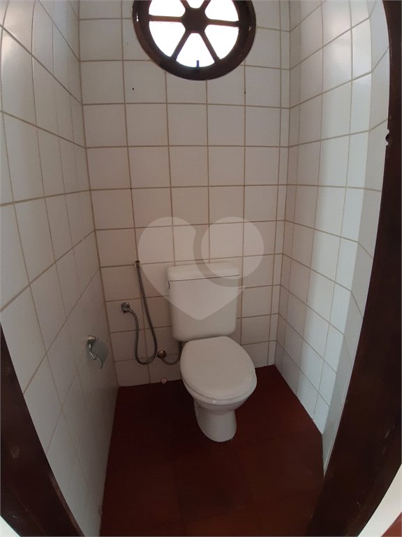 Sobrado à venda com 3 quartos, sendo 1 suíte, em Tremembé, São Paulo, SP