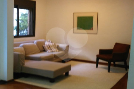 Apartamento à venda com 3 quartos, sendo 1 suíte, em Jardim Vitória Régia, São Paulo, SP