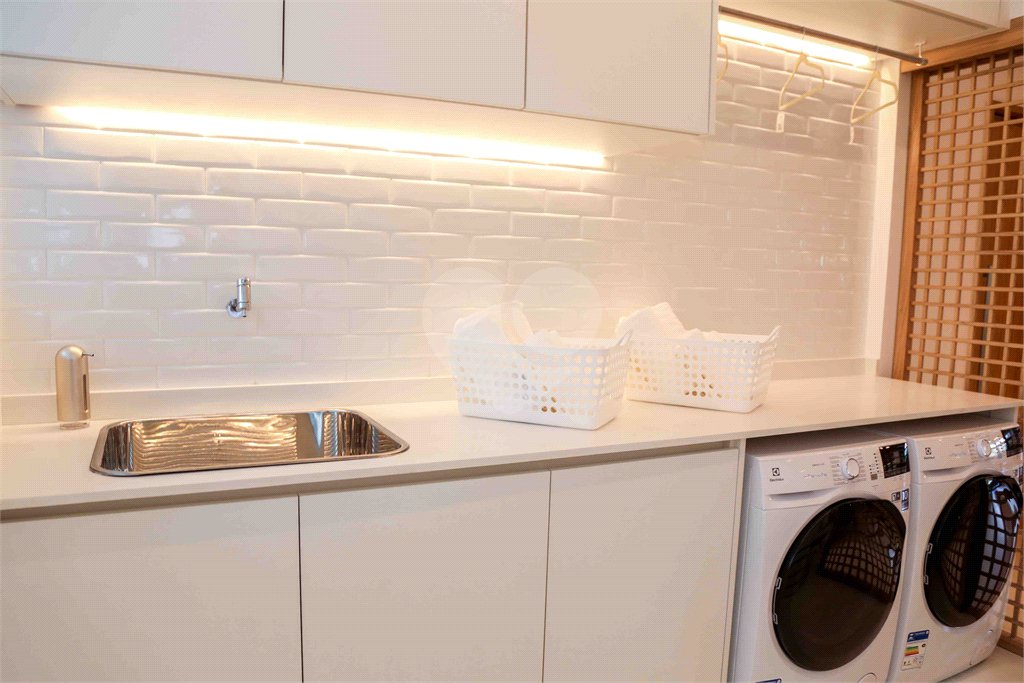 Apartamento à venda com 3 suítes em Perdizes, São Paulo, SP