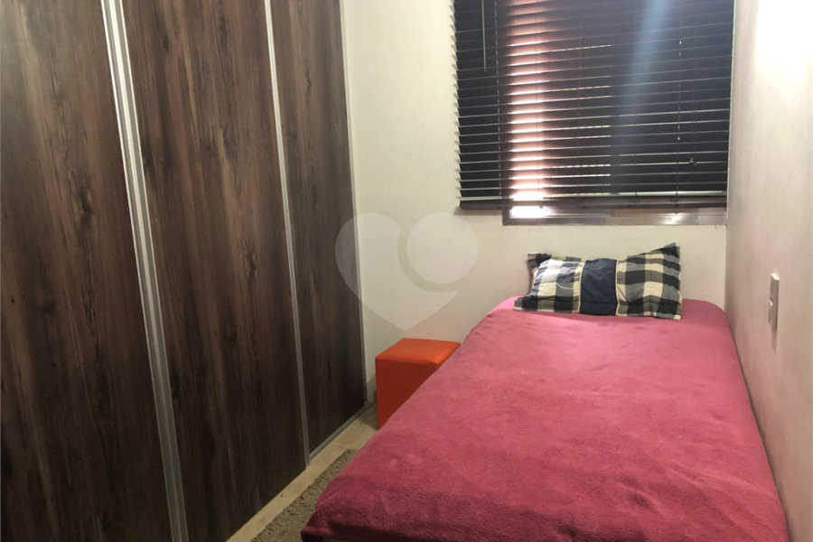 Apartamento à venda com 2 quartos em Parque Peruche, São Paulo, SP