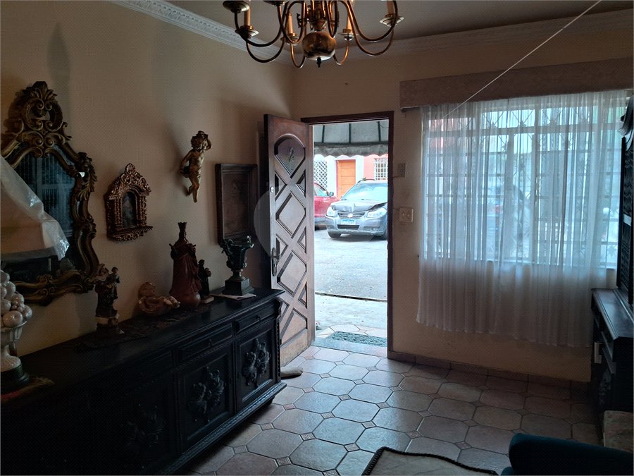 Casa de Vila à venda com 2 quartos em Pinheiros, São Paulo, SP