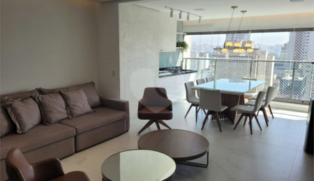 Apartamento à venda com 3 suítes em Indianópolis, São Paulo, SP