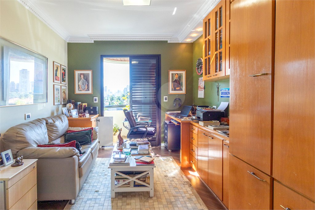 Apartamento à venda com 4 quartos, sendo 2 suítes, em Brooklin, São Paulo, SP