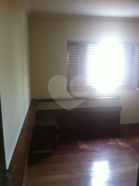 Sobrado à venda com 3 quartos, sendo 1 suíte, em Chora Menino, São Paulo, SP
