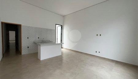 Casa de Vila à venda com 3 quartos, sendo 1 suíte,  em Vila São Caetano, Sorocaba, SP