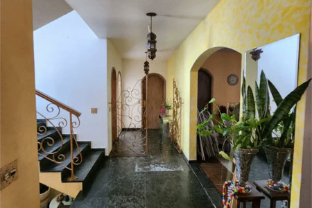 Sobrado à venda com 4 quartos, sendo 2 suítes, em Jardim Leonor, São Paulo, SP