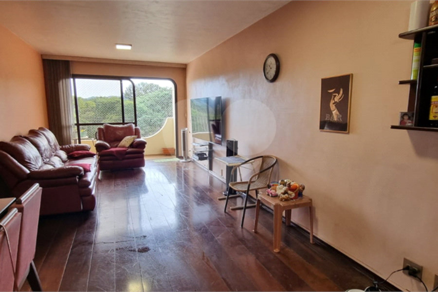 Apartamento à venda com 4 quartos, sendo 1 suíte, em Horto Florestal, São Paulo, SP