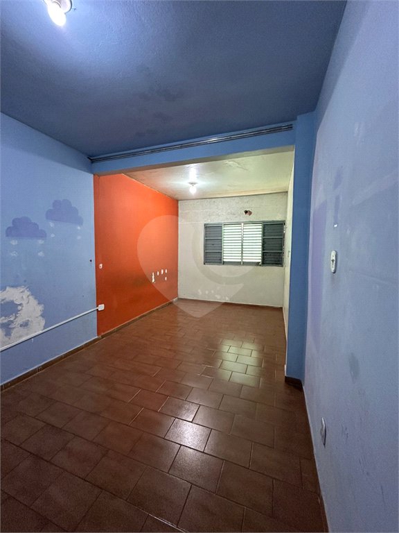 Casa à venda com 4 quartos, sendo 1 suíte,  em Jardim Estoril, Ponta Porã, MS