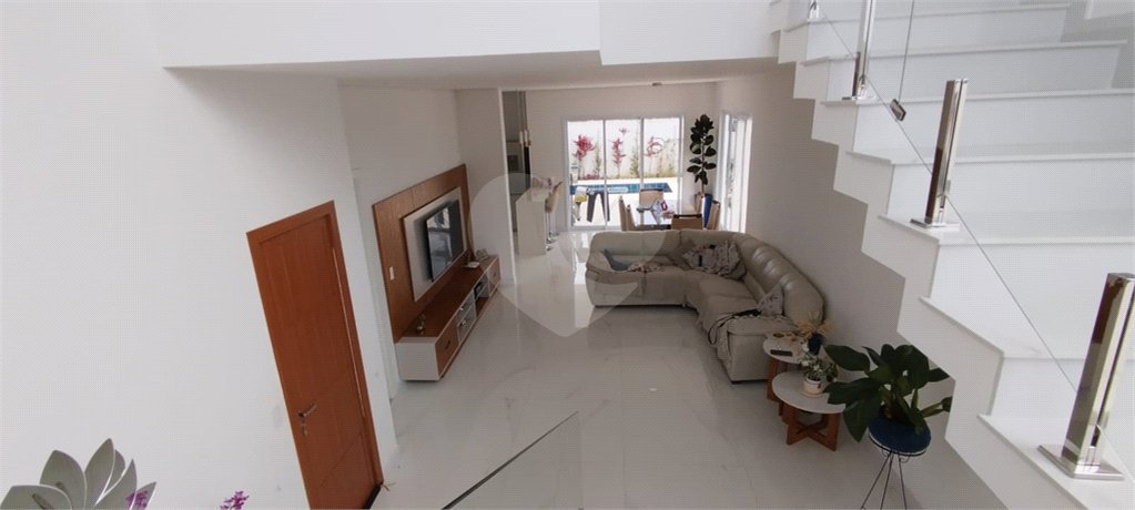 Casa à venda com 3 suítes no condomínio Bella Cittá - Villaggio II, Mogi das Cruzes - SP