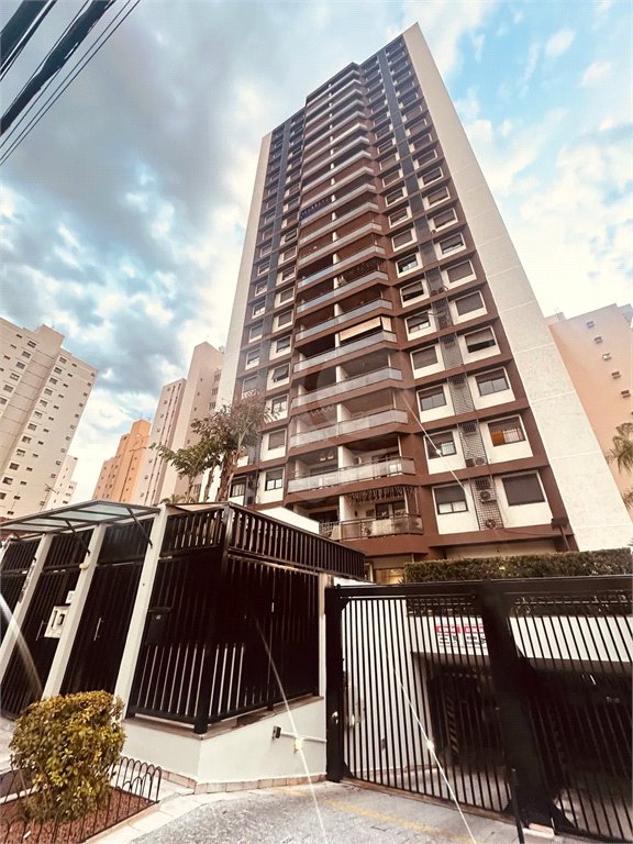 Apartamento à venda com 3 quartos, sendo 1 suíte, no Centro, Ribeirão Preto, SP