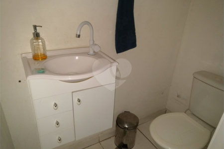 Sobrado à venda com 4 quartos em Campo Belo, São Paulo, SP