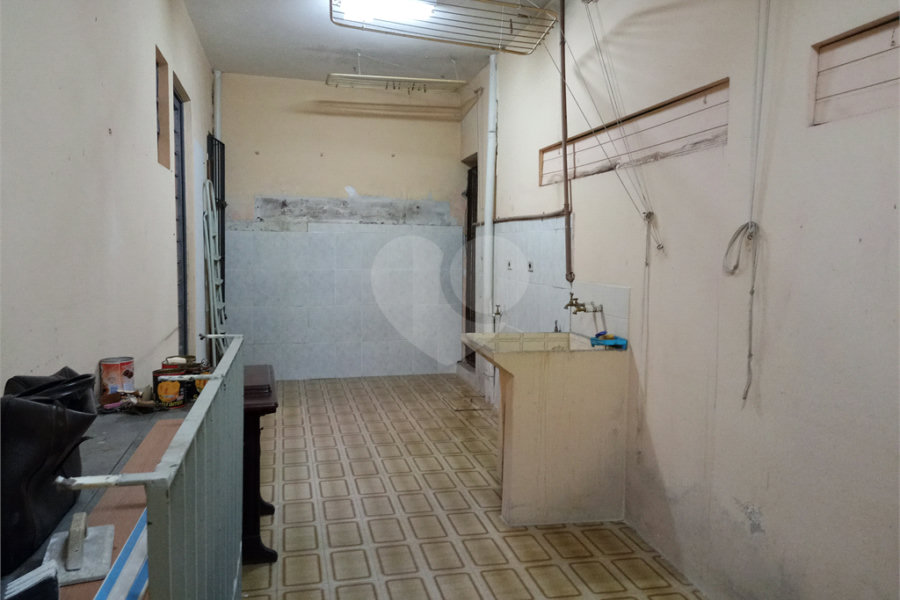 Sobrado à venda com 5 quartos em Horto, São Paulo, SP