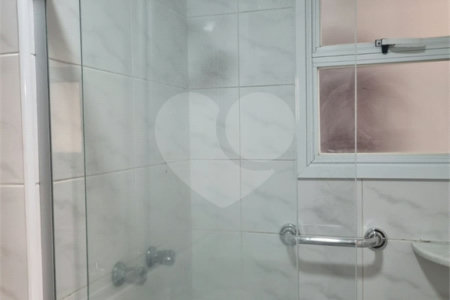 Loja à venda com 3 quartos, sendo 1 suíte,  em Vila Mariana, São Paulo, SP