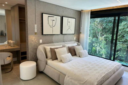 Casa à venda com 6 suítes no condomínio Golf CL, Bertioga - SP