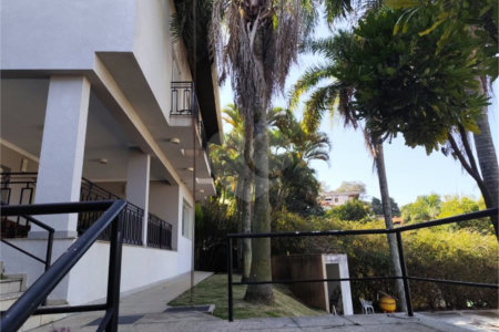 Casa à venda com 4 suítes em Marambaia, Vinhedo, SP