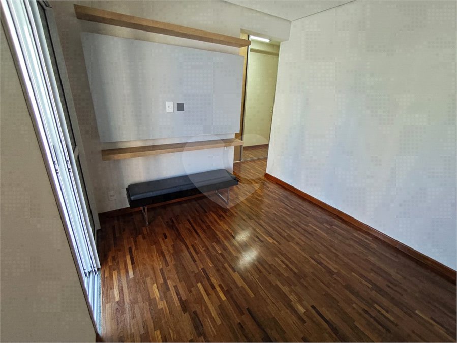 Apartamento à venda com 3 quartos, sendo 1 suíte, em Vila Leopoldina, São Paulo, SP