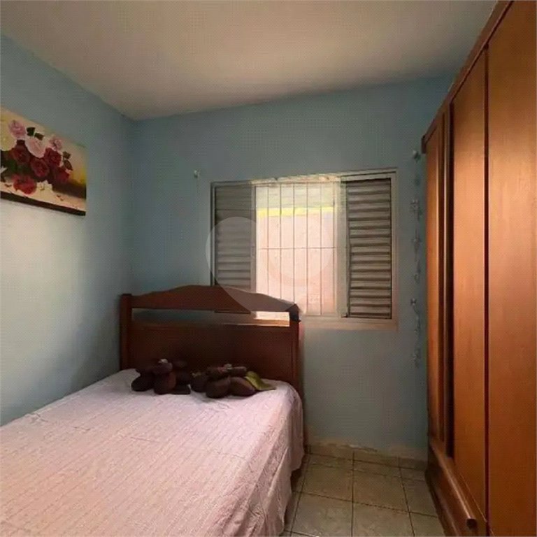 Casa à venda com 3 quartos em Vila dos Remédios, São Paulo, SP