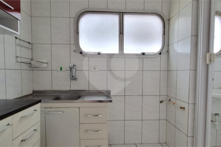 Apartamento à venda com 1 suíte em Vila Alexandria, São Paulo, SP