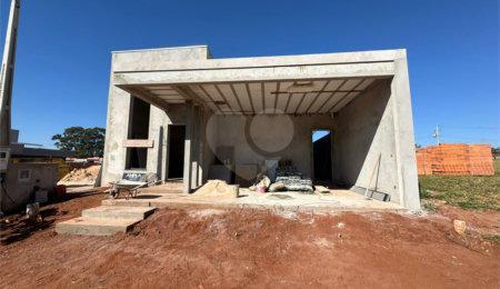 Casa à venda com 3 quartos, sendo 1 suíte,  em Residencial Samambaia, São Carlos, SP