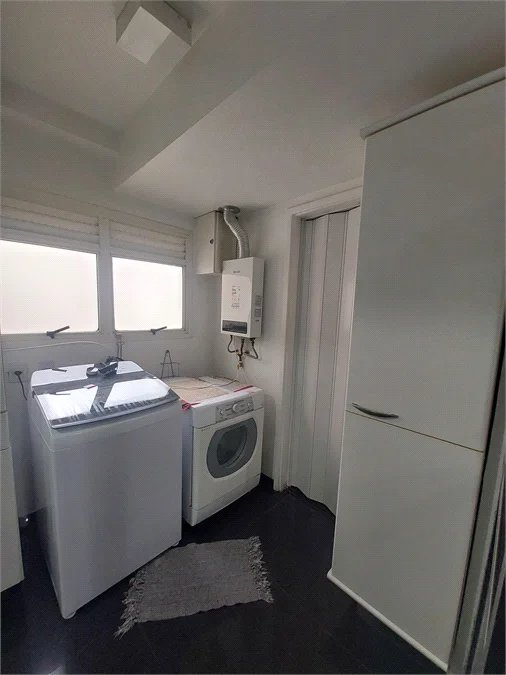 Apartamento à venda com 3 quartos, sendo 2 suítes,  em Cidade São Francisco, São Paulo, SP