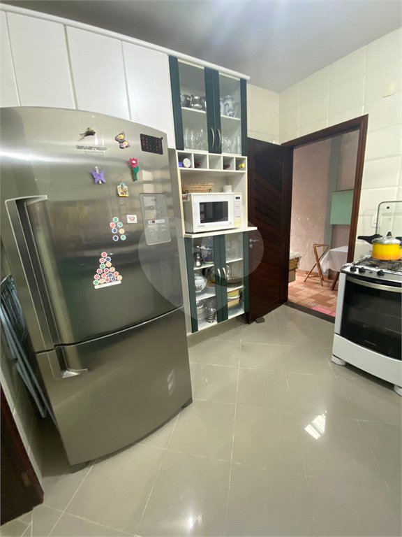 Casa Térrea à venda com 4 quartos, sendo 1 suíte,  em Vila Oliveira, Mogi das Cruzes, SP