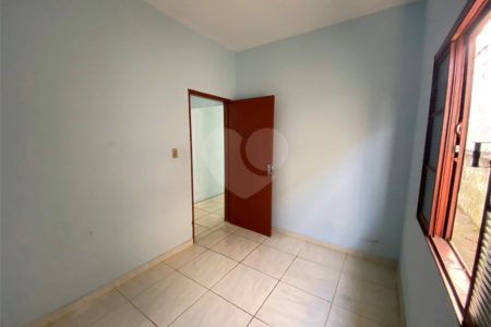 Casa à venda com 2 quartos em Jardim Elizabeth, Salto, SP