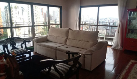 Apartamento à venda com 4 quartos, sendo 1 suíte,  em Vila Andrade, São Paulo, SP