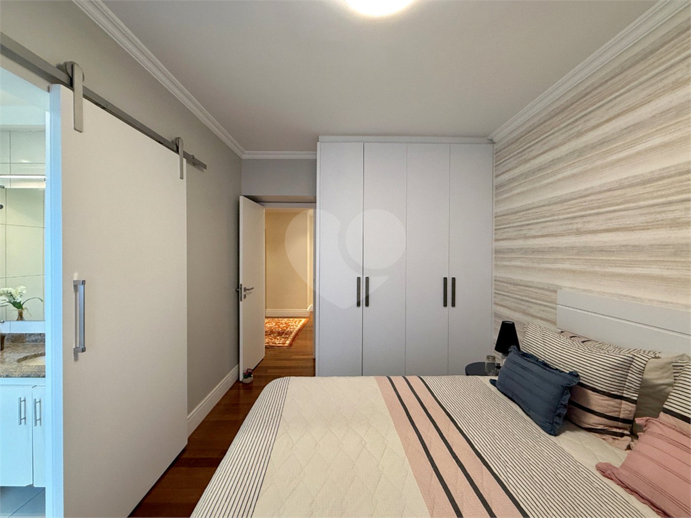 Apartamento à venda com 3 suítes em Campo Belo, São Paulo, SP