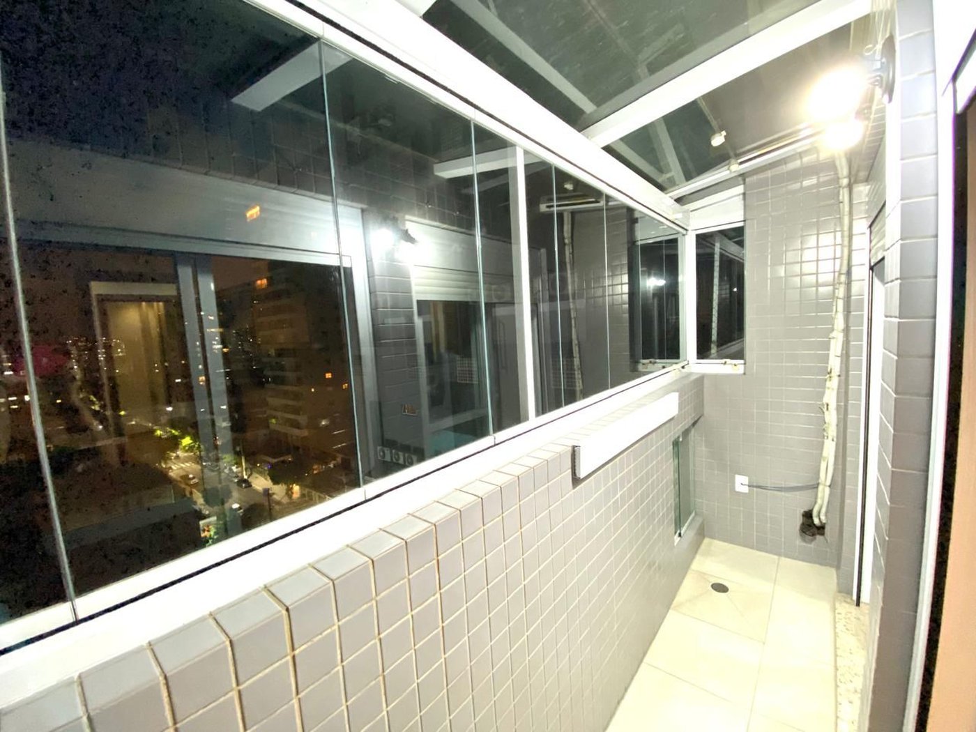 Apartamento com 3 dormitórios à venda, 106 m² por R$ 1.175.000,00 - Pompéia - Santos/SP