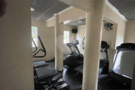 Apartamento à venda com 3 quartos em Jardim Monte Alegre, São Paulo, SP