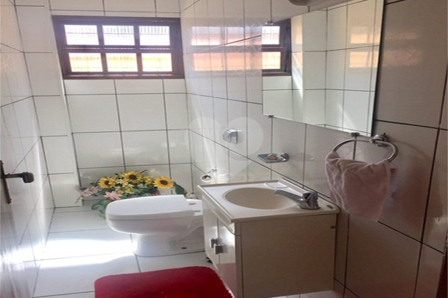 Sobrado à venda com 3 quartos, sendo 1 suíte, em Vila Albertina, São Paulo, SP