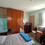 Casa à venda com 6 quartos, sendo 2 suítes, em Chora Menino, São Paulo, SP