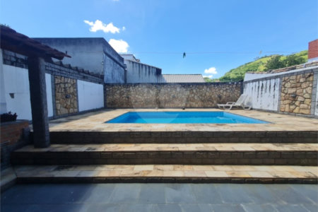 Casa à venda com 4 quartos, sendo 1 suíte, em Campo Grande, Rio de Janeiro, RJ