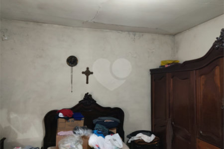 Casa à venda com 4 quartos em Vila Constança, São Paulo, SP