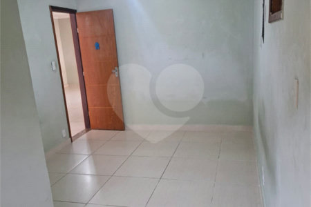 Casa Térrea à venda com 3 quartos, sendo 1 suíte, em Campo Grande, Rio de Janeiro, RJ
