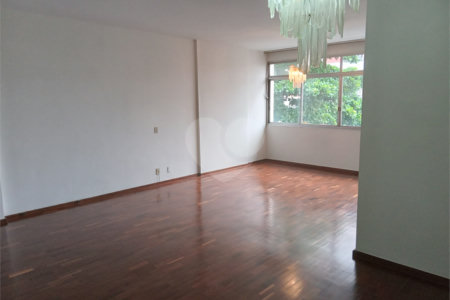 Apartamento à venda com 4 quartos, sendo 1 suíte, em Tijuca, Rio de Janeiro, RJ