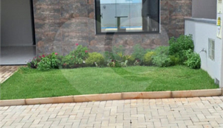 Terreno à venda com 3 quartos, sendo 1 suíte,  no condomínio Residencial Golden Ville, Itapetininga - SP