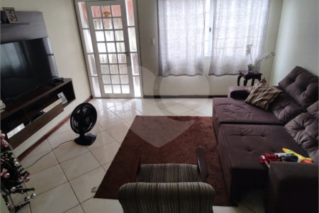 Casa à venda com 3 quartos, sendo 1 suíte, em Inhoaíba, Rio de Janeiro, RJ