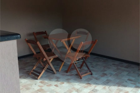 Casa à venda com 3 quartos, sendo 1 suíte, no condomínio Marf Ii, Bom Jesus dos Perdões - SP