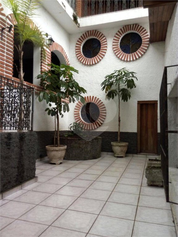 Sobrado à venda com 4 quartos em Jardim Ana Maria, Santo André, SP