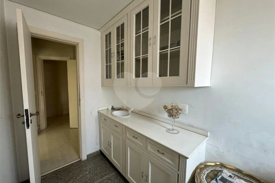 Apartamento à venda com 4 quartos, sendo 2 suítes, em Morumbi, São Paulo, SP
