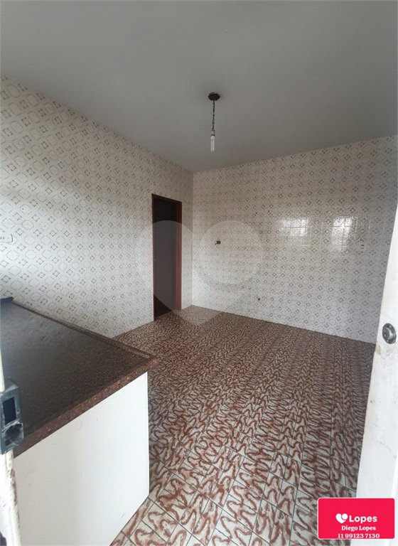 Sobrado à venda com 3 quartos, sendo 1 suíte, em Cidade Patriarca, São Paulo, SP