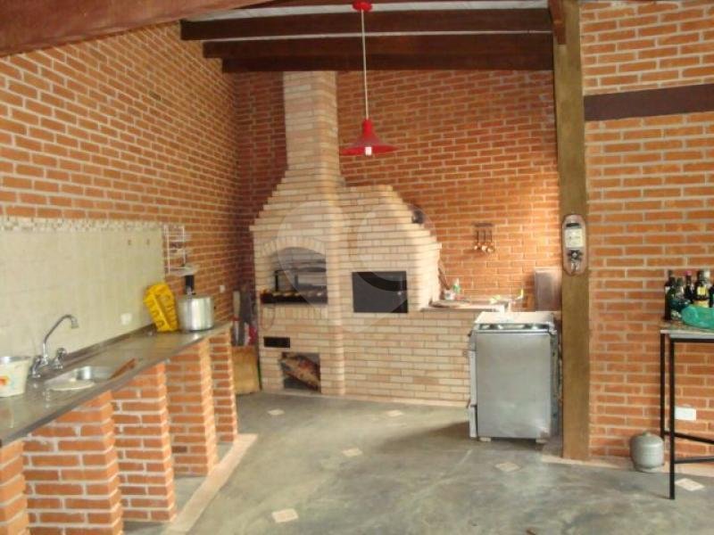 Casa Térrea à venda com 3 quartos, sendo 1 suíte, em Parque Petrópolis, Mairiporã, SP